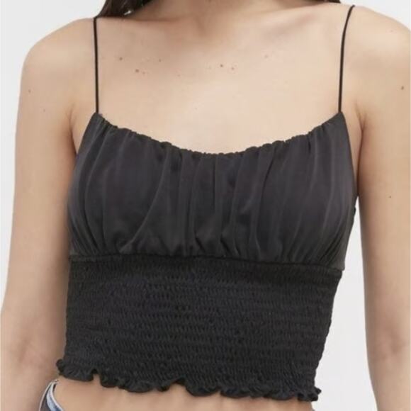 Urban Outfitters Black Ruched Crop Cami Size Small - Picture 1 of 9